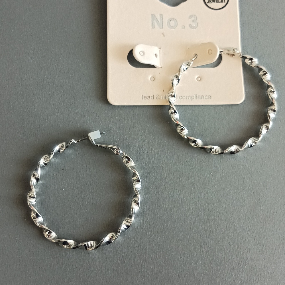 2/$15 + $4.99 Shipping | NEW Silver Twisted Hoop Earrings Costume Jewelry